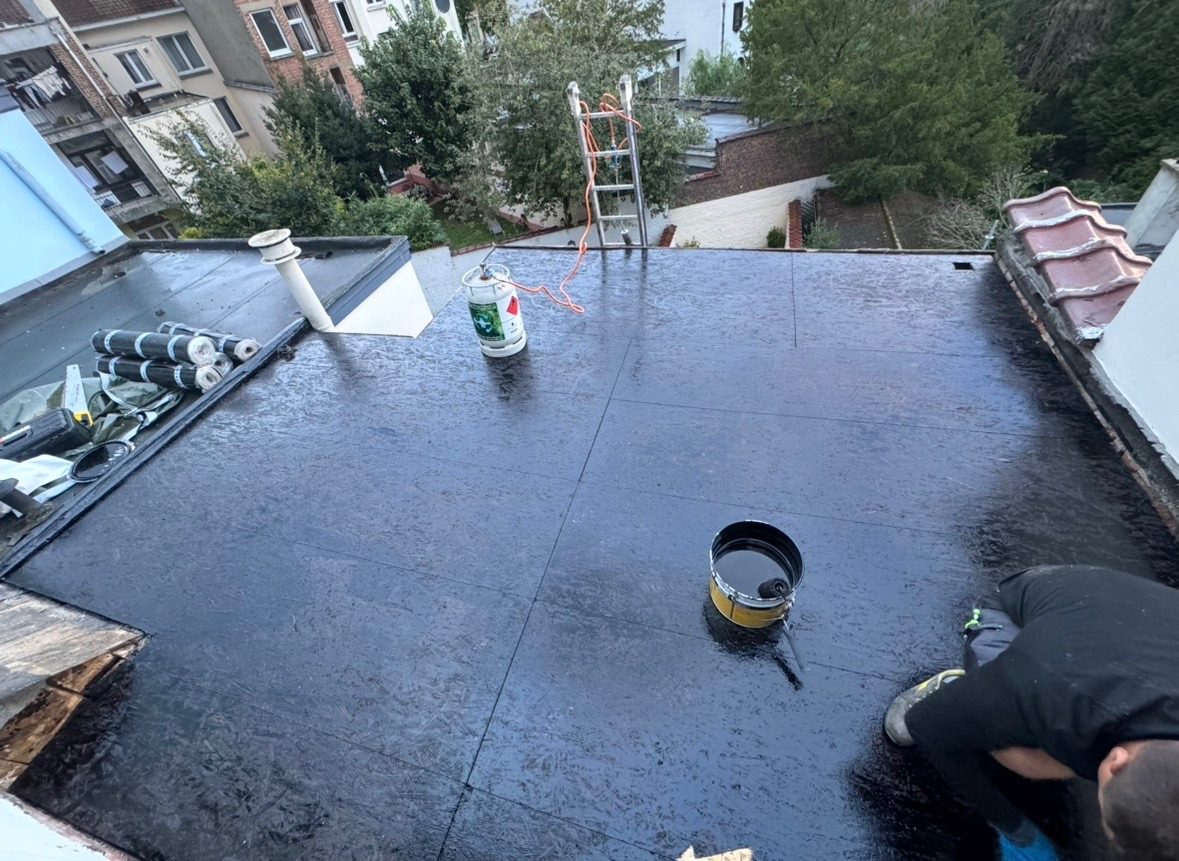 Chantier de toiture mené par Les Toituriers Belges, photo 4