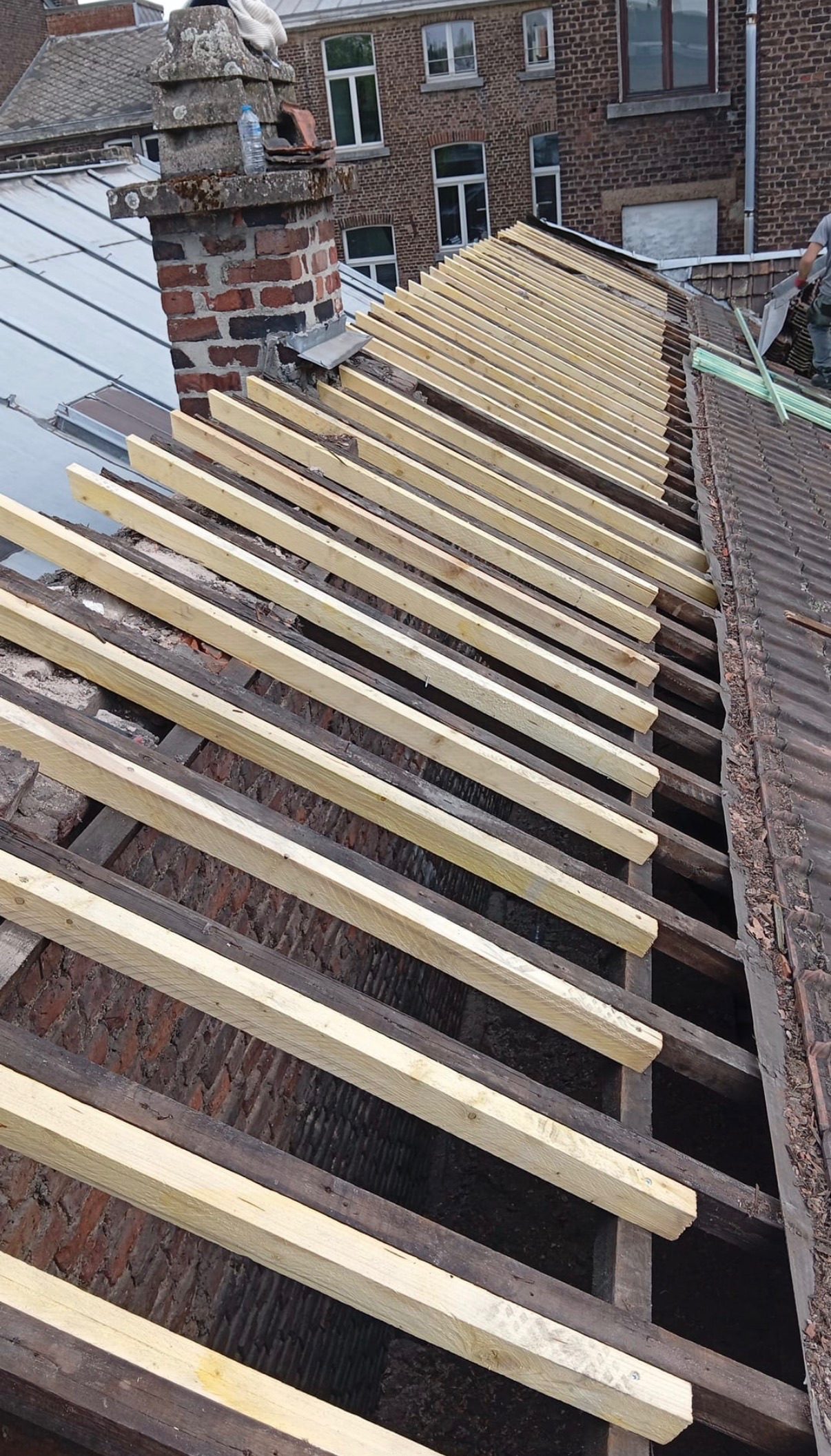 Chantier de toiture mené par Les Toituriers Belges, photo 4